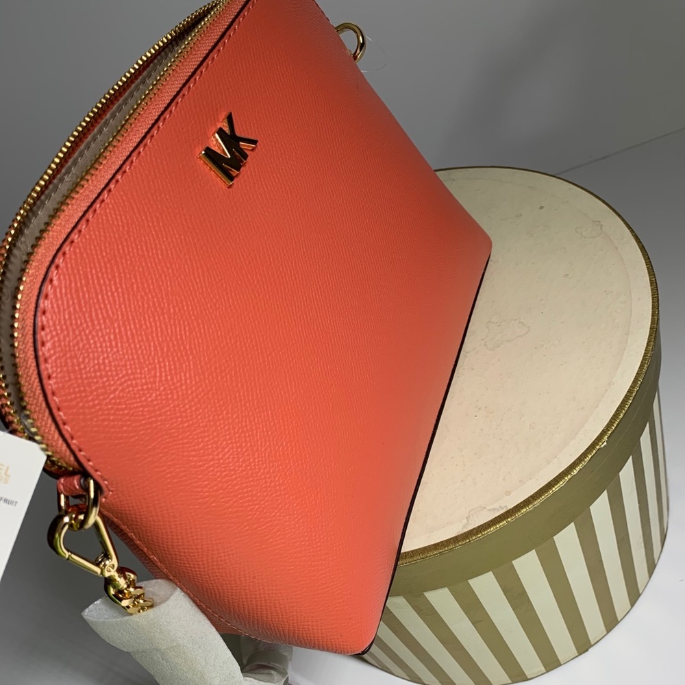 BNWT Michael Kors Pink Grapefruit large crossbody - Picture 8 of 12